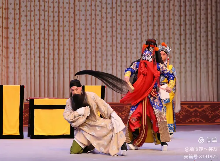 京剧《打金砖》